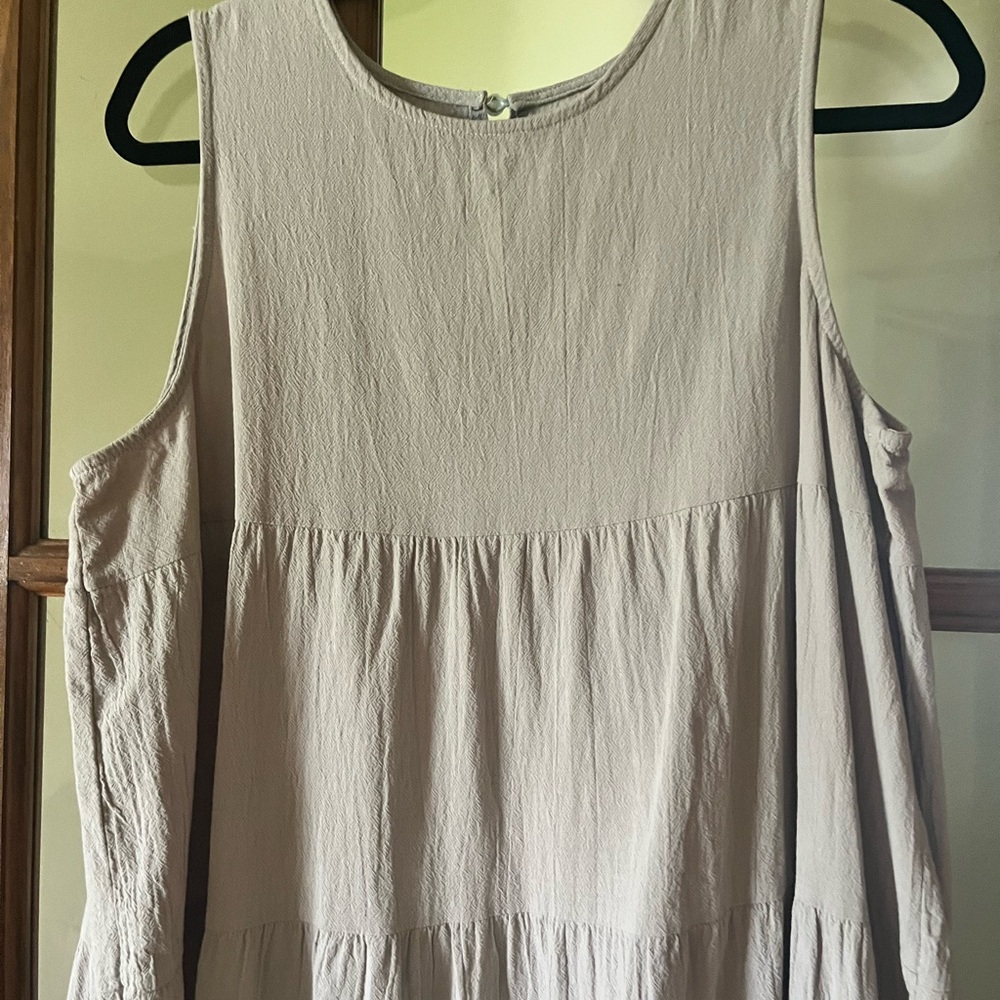 Sleeveless Tiered Tunic Top in Light Taupe